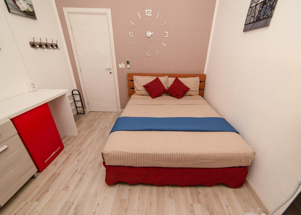 Carramba! Che Room Κάλιαρι Εξωτερικό φωτογραφία